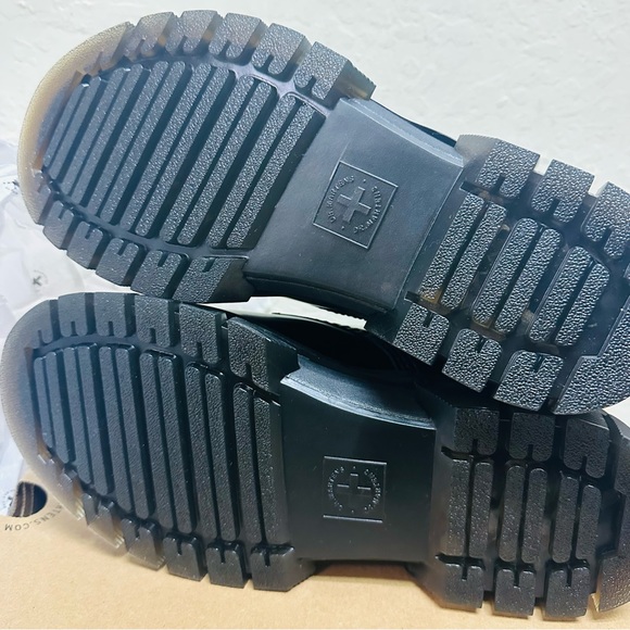 DR. MARTENS Rikard Platform Boots - Picture 6 of 7